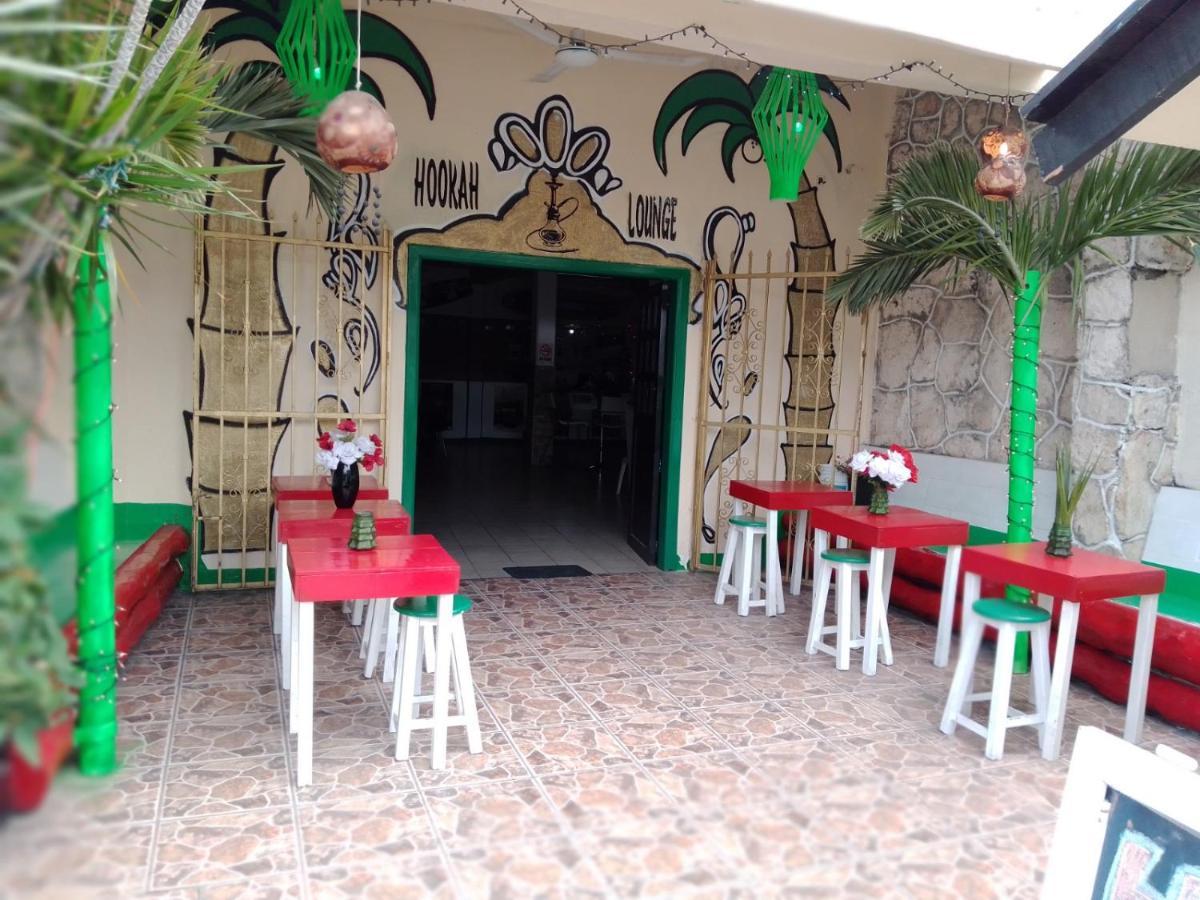 Hostal Hotel Ado Cancún Extérieur photo